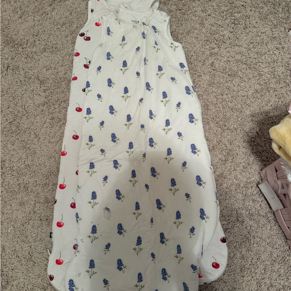 Kyte BABY White and Blue Baby Sleeping Bag
